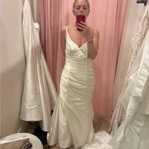 Pronovias Cream Wedding Dress